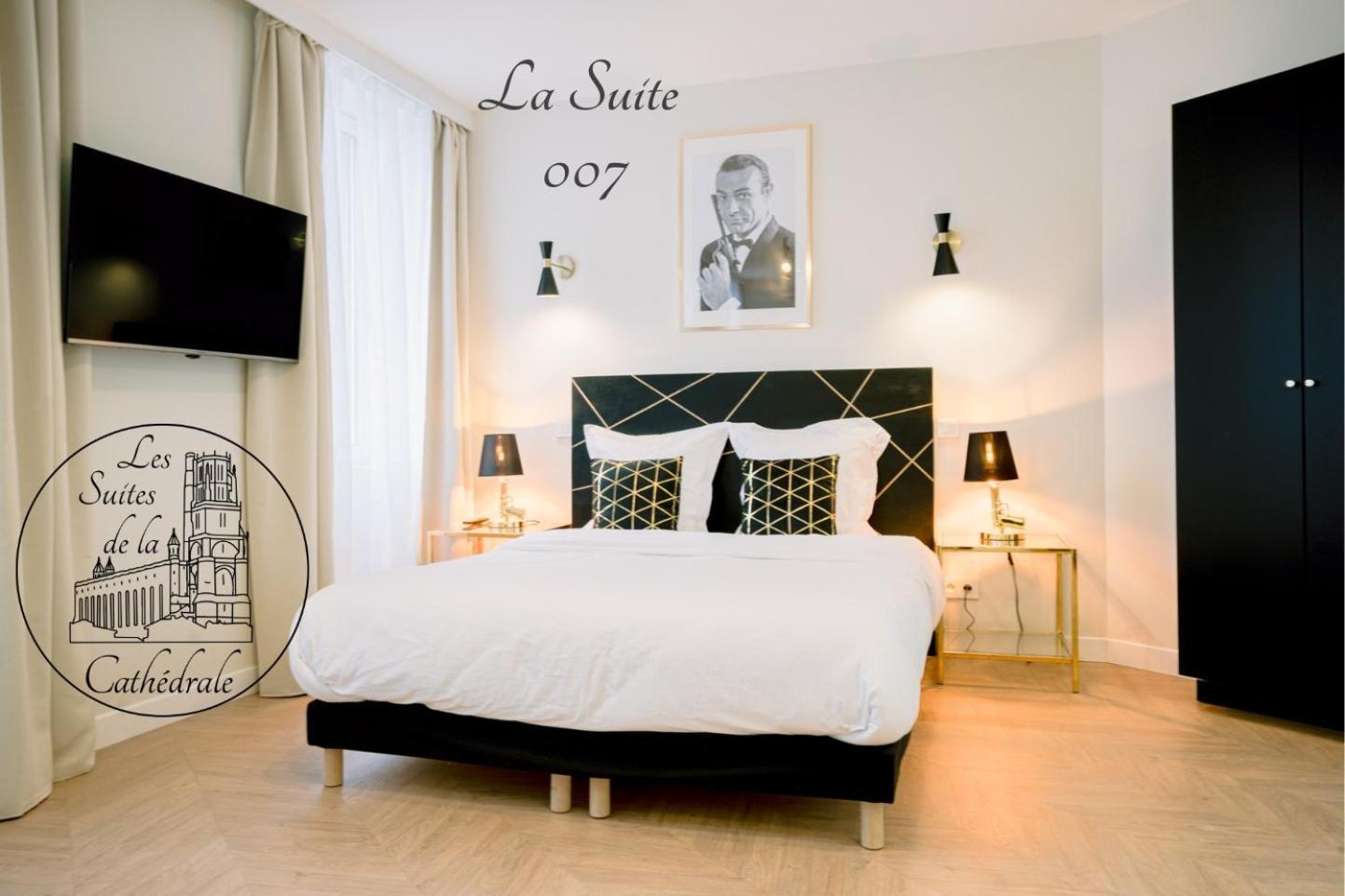 Les Suites De La Cathedrale Albi Esterno foto