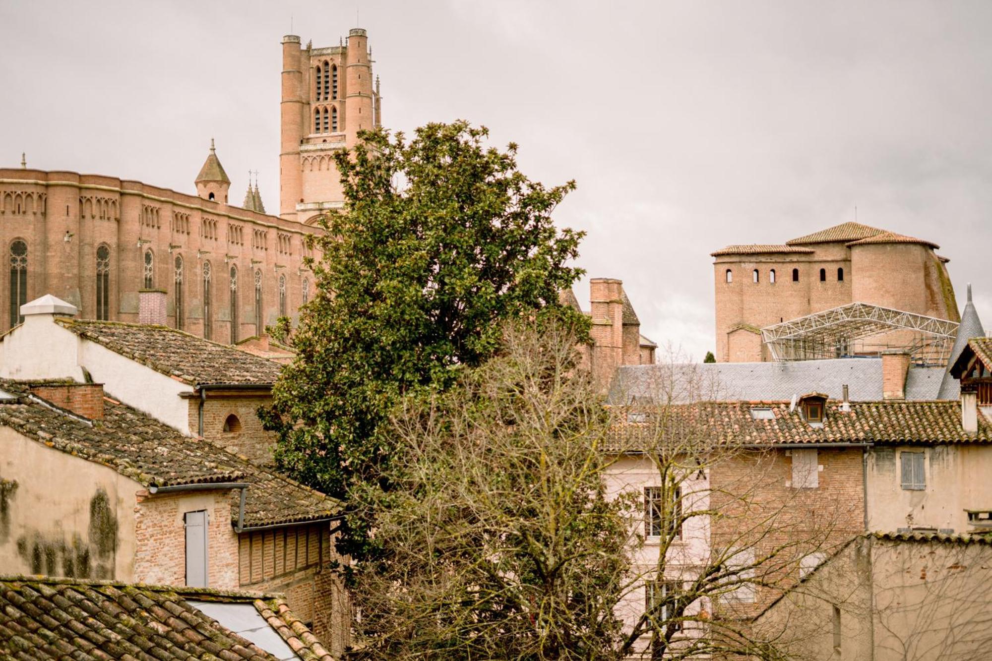 Les Suites De La Cathedrale Albi Esterno foto